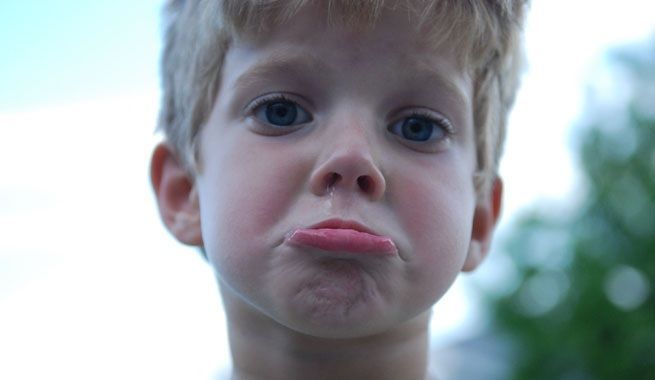 niño triste
