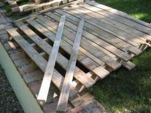 palets compostador casero de madera